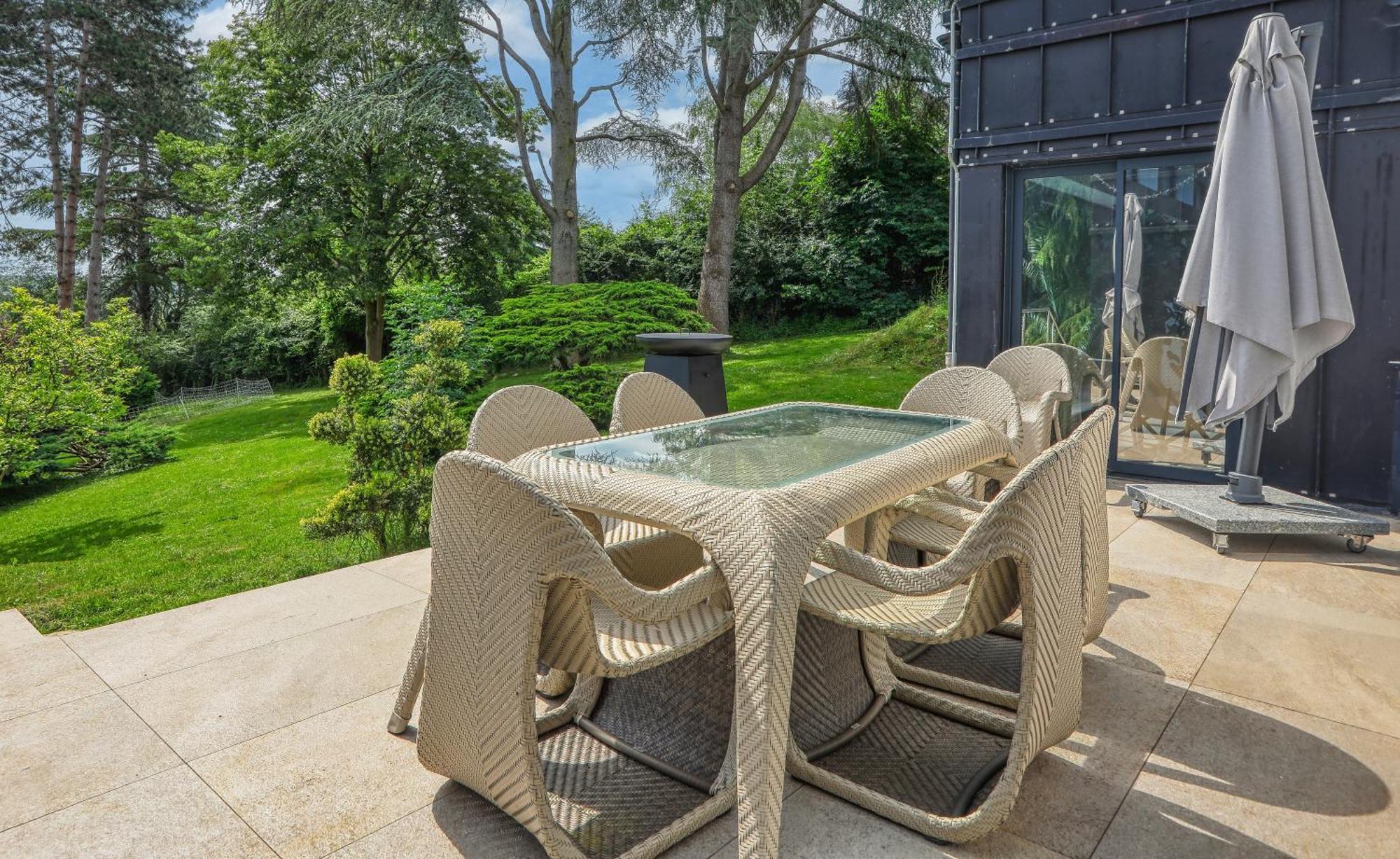 La Villagio Parmain المظهر الخارجي الصورة